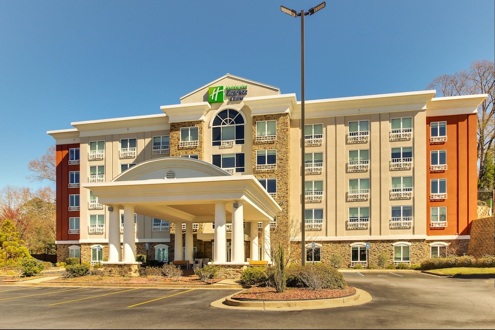Holiday Inn Express Hotel And Suites Columbus Ft Benning 1/36