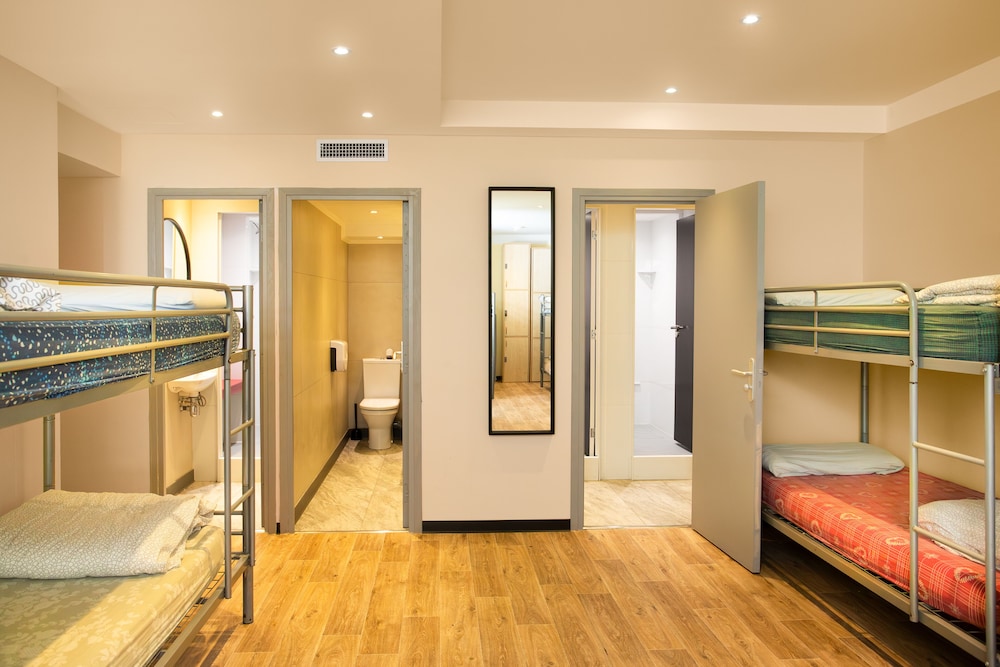 FEMALE DORM, 12 BEDS