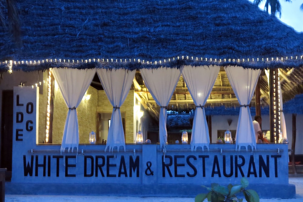 White Dream旅馆& Restaurant(White Dream Lodge & Restaurant) 图片1