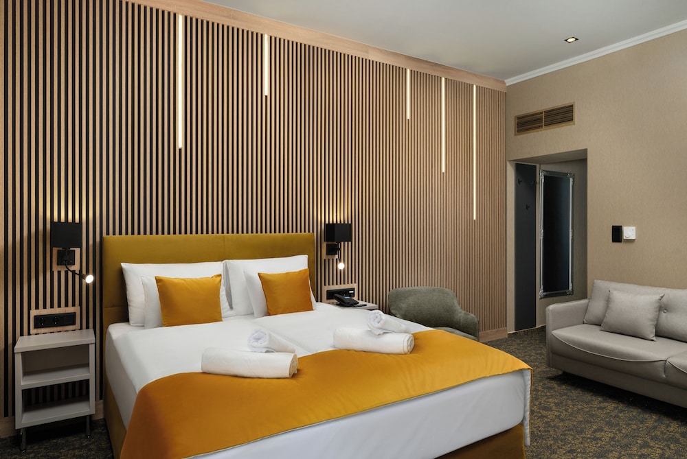 Hotel Allora 14/48