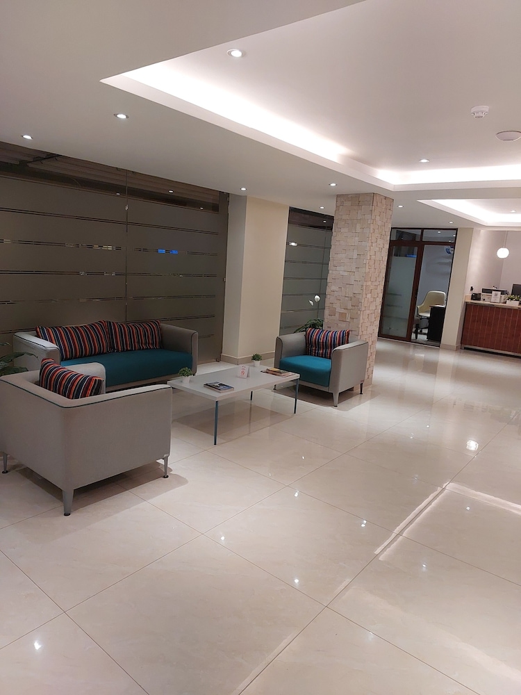 Canary Hotel 42/64