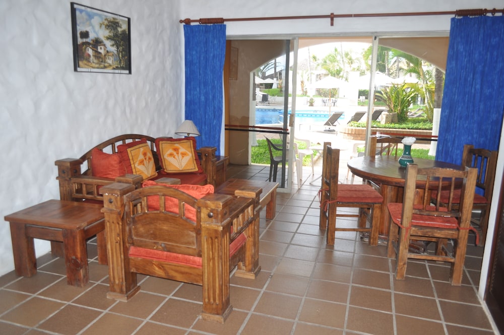 Quijote Inn Hotel 57/67