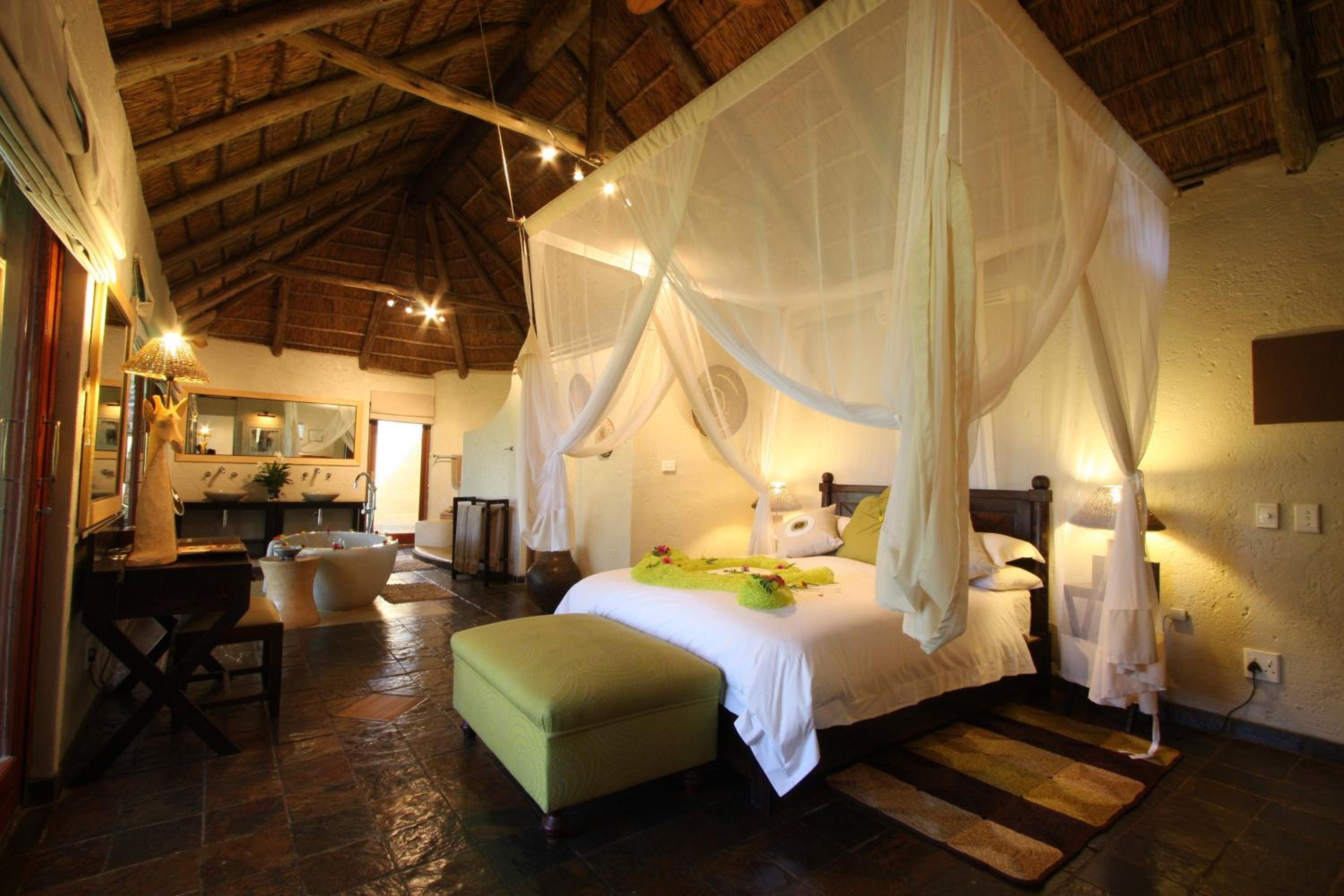 Tau Game Lodge 17/56
