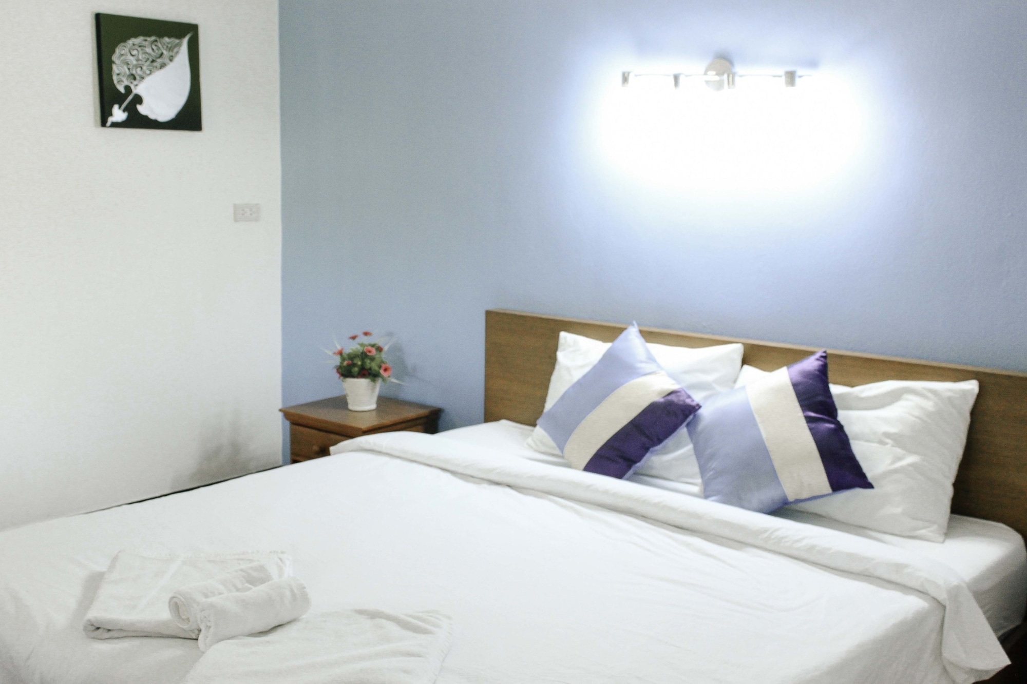 SUPERIOR, TWIN BEDS