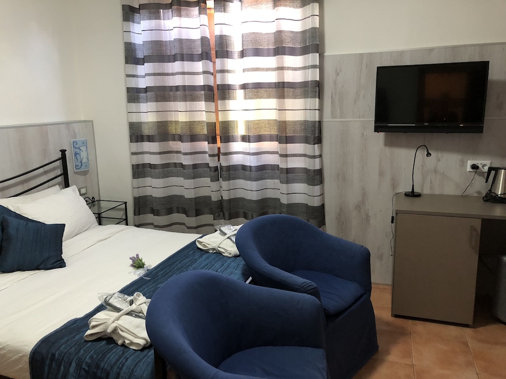 CENTRO VACANZE CANARINO 63/74