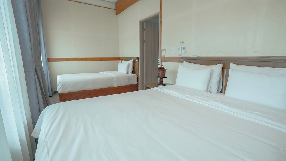 Wangyijimil Hanok Hotel 14/46