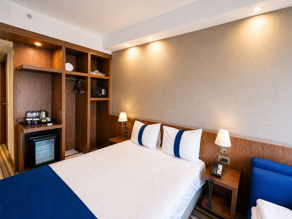 Liv City Hotels 25/69