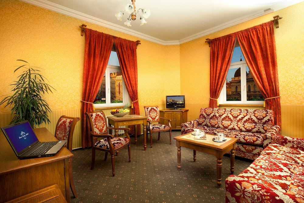 Green Garden Hotel 47/64