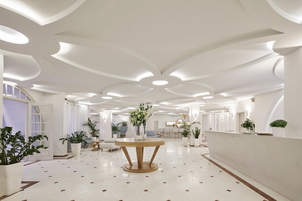 Santorini Palace Hotel 11/58