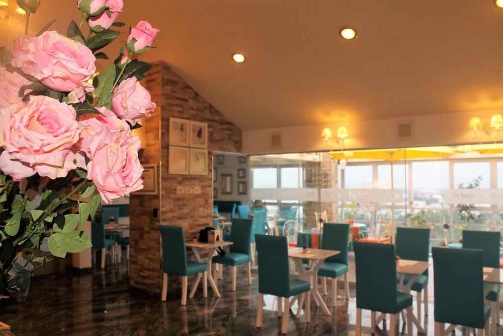 Hotel Vila Santa Miraflores 51/70