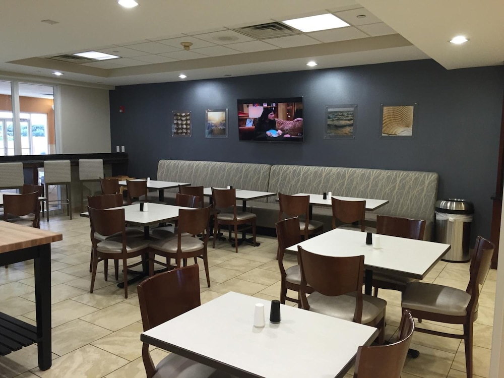 SummerPlace Inn Destin 40/52