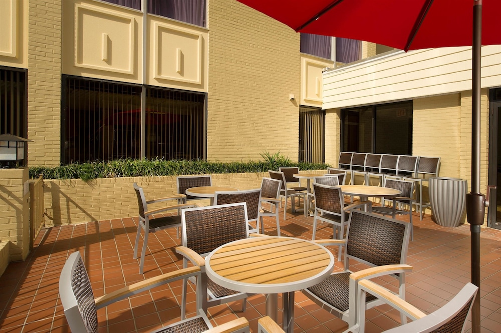 American Inn Of Bethesda 36/52