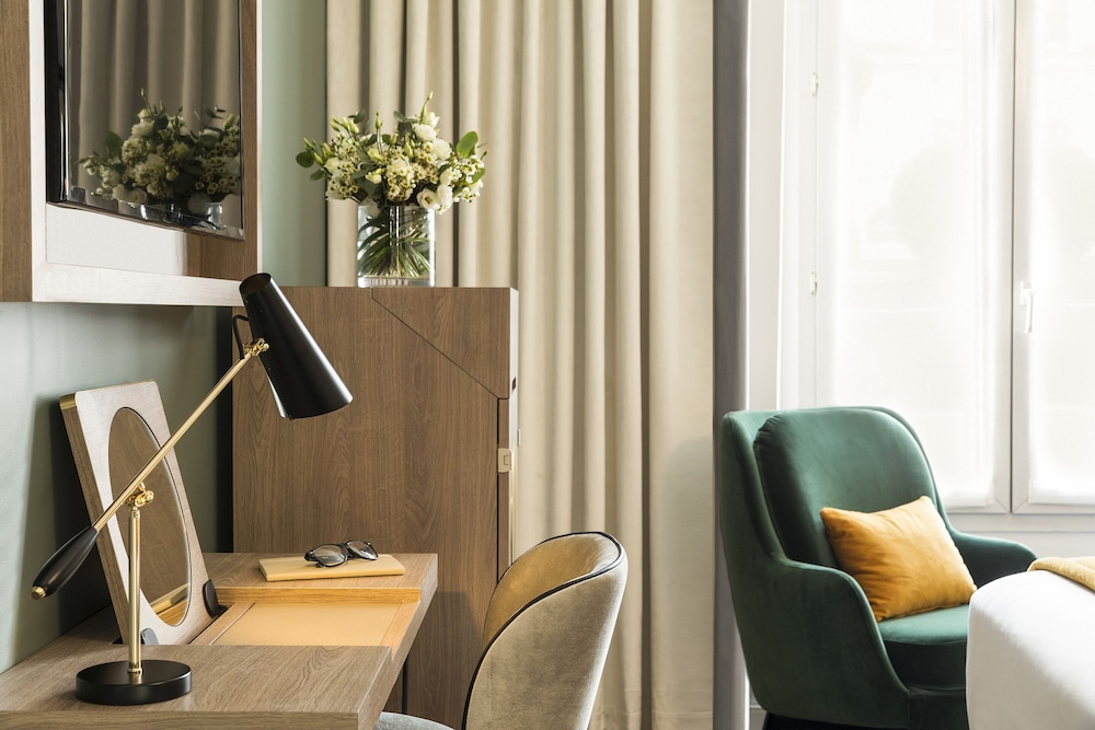 Hotel Opera Opal 35/52