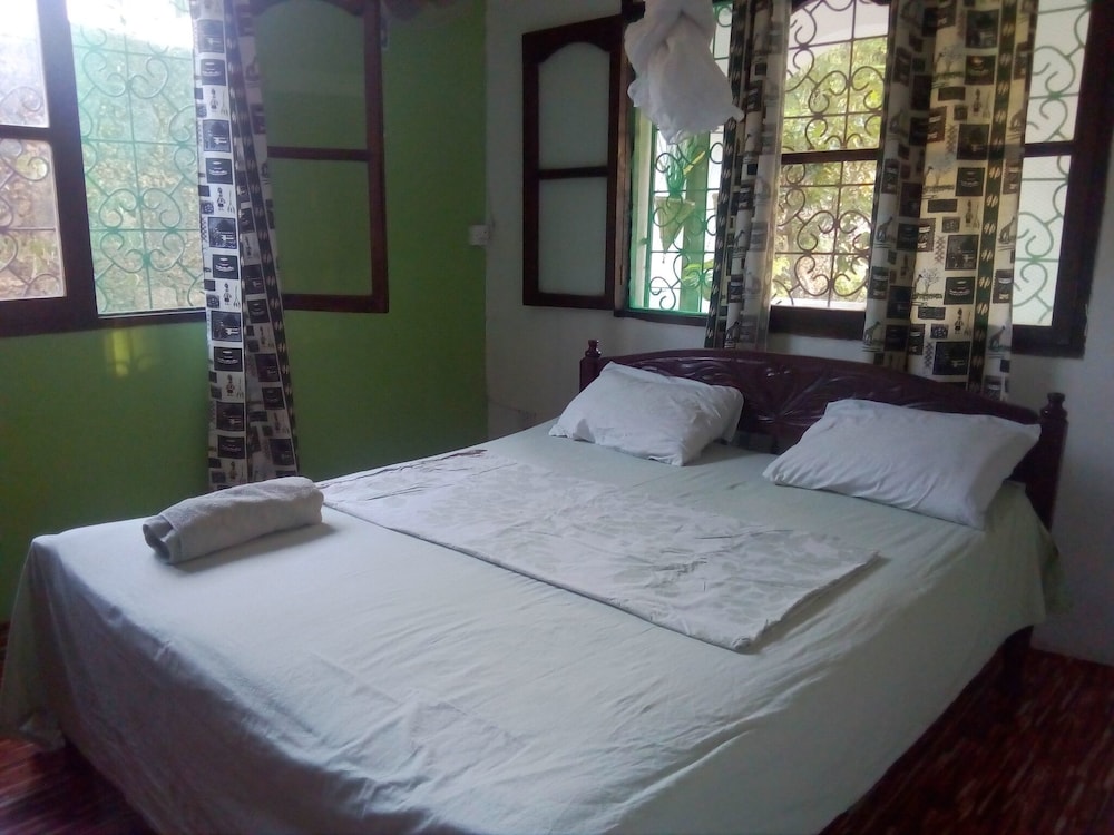 DELUXE, DOUBLE BED, BALCONY