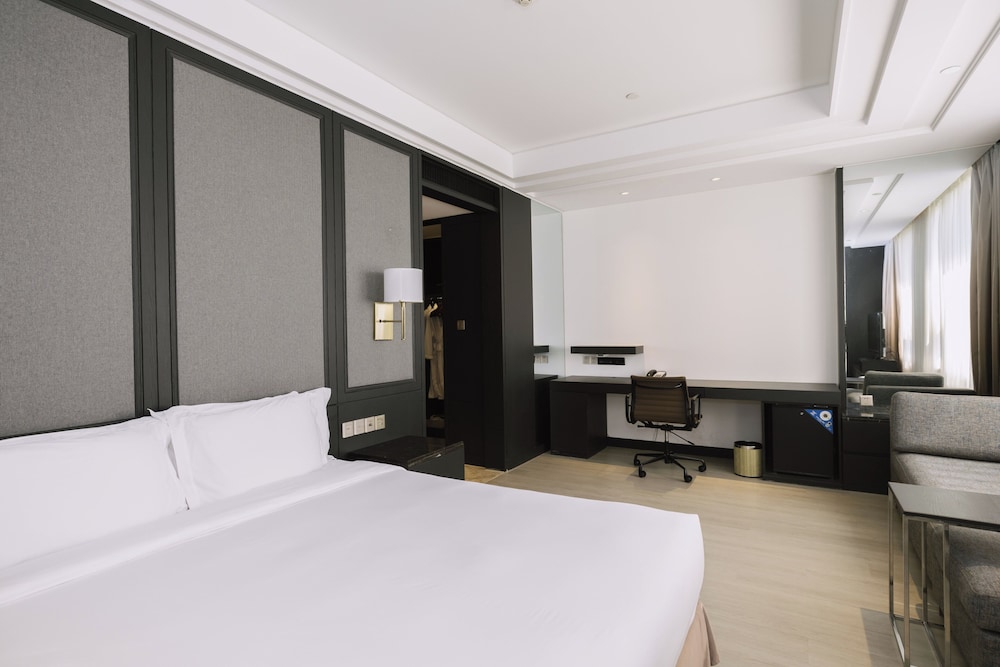 Upgrade, Standard, Single Bed
