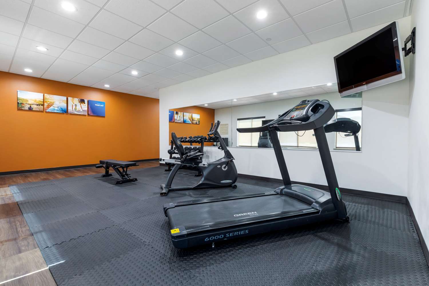 Comfort Suites Copperas Cove TX 25/32