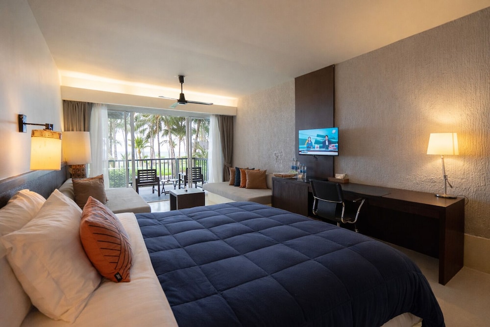 The Grand Southsea Khaolak Beach Resort 17/48