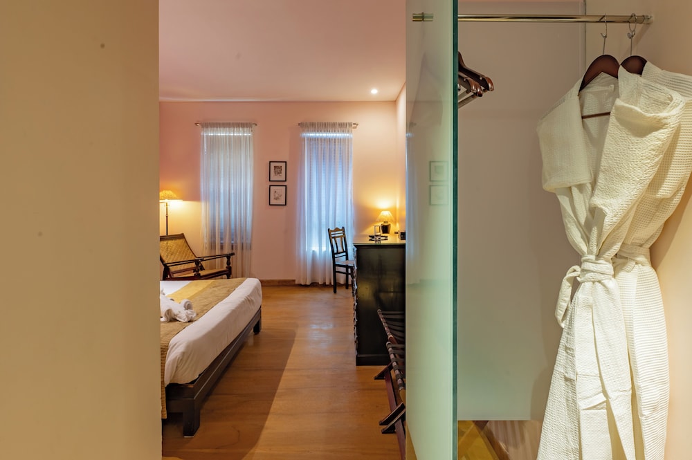 O Hotel Goa, Candolim Beach 50/50
