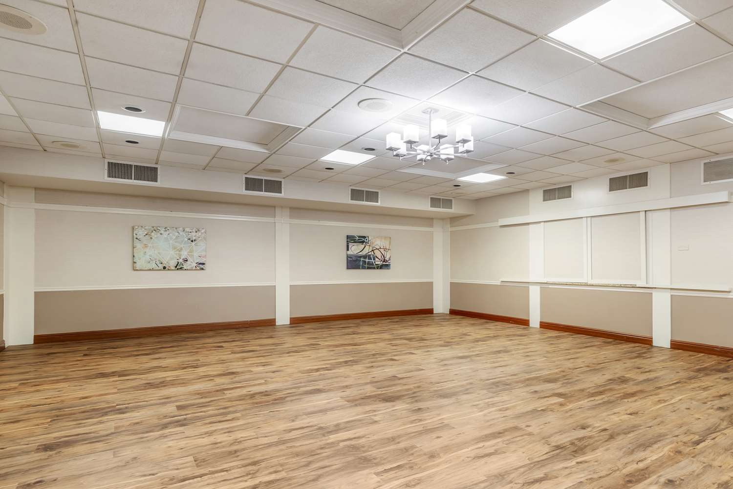 Best Western Plus Steeplegate Inn 11/51