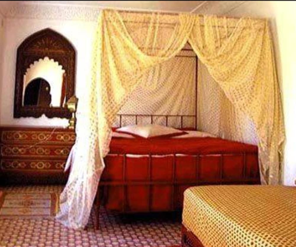 Riad Ifoulki 30/53