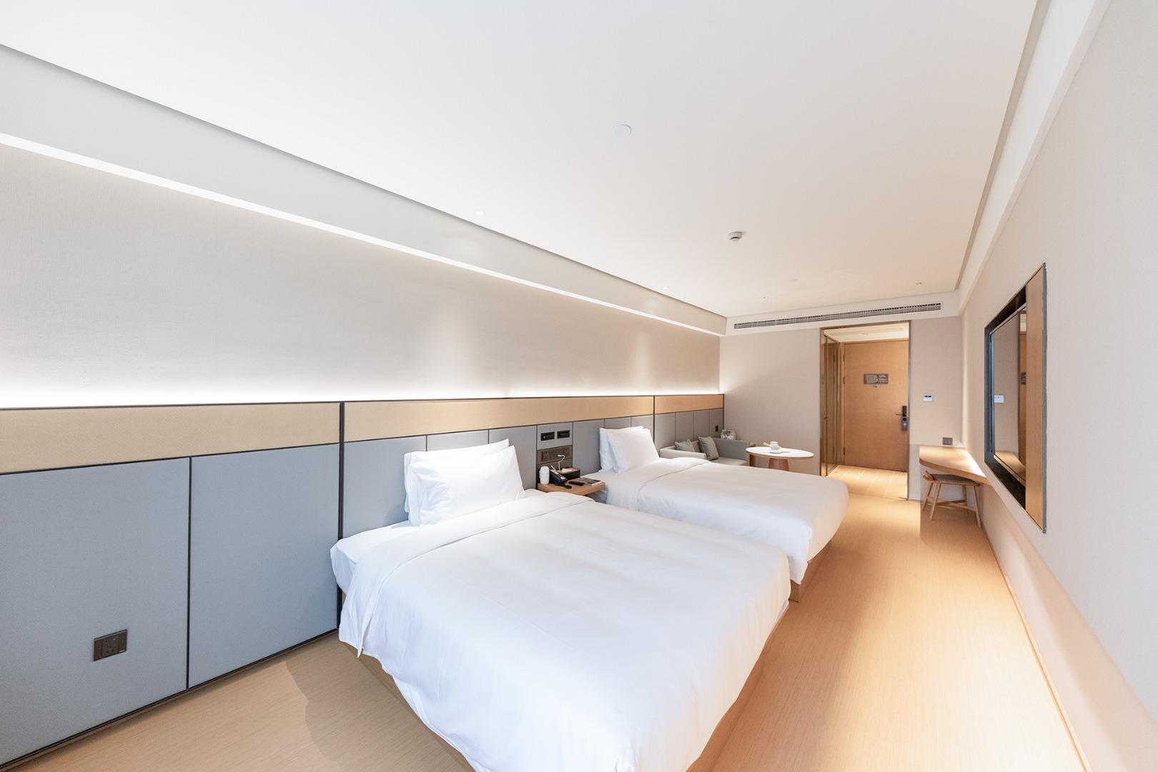 JI Hotel (Shanghai Wuning Road Subway Station) 22/40