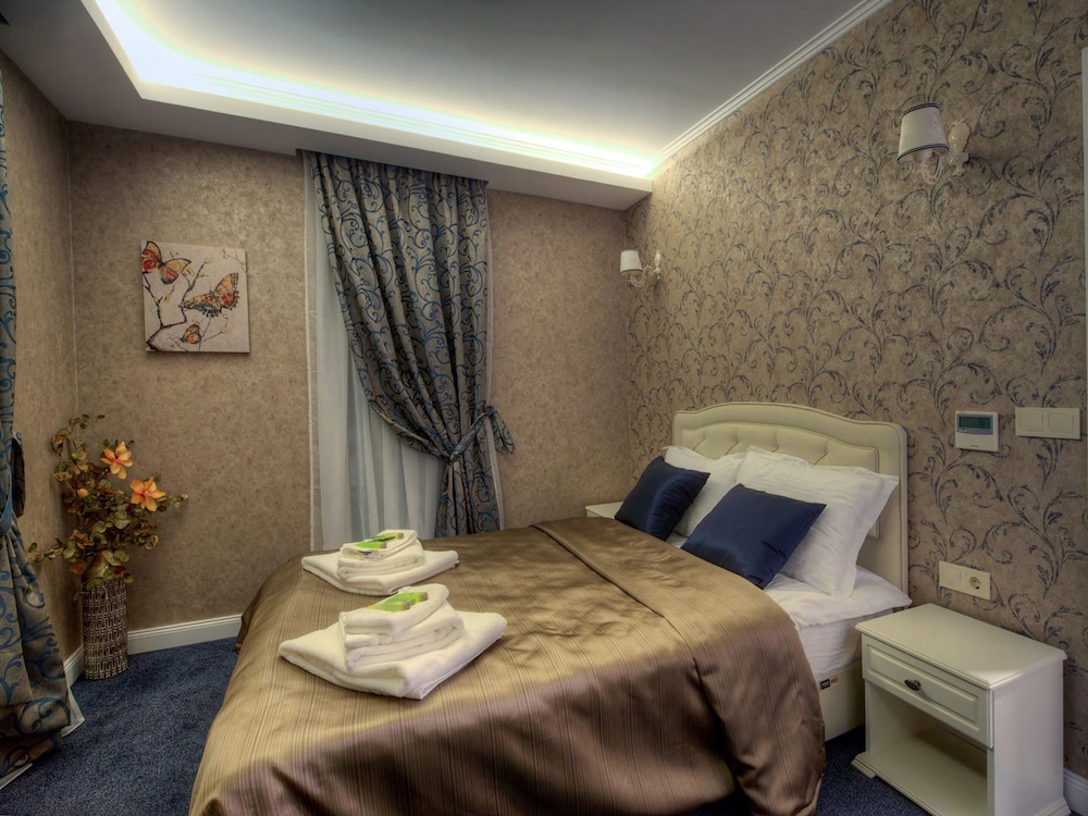 Family Hotel Agoncev 13/41