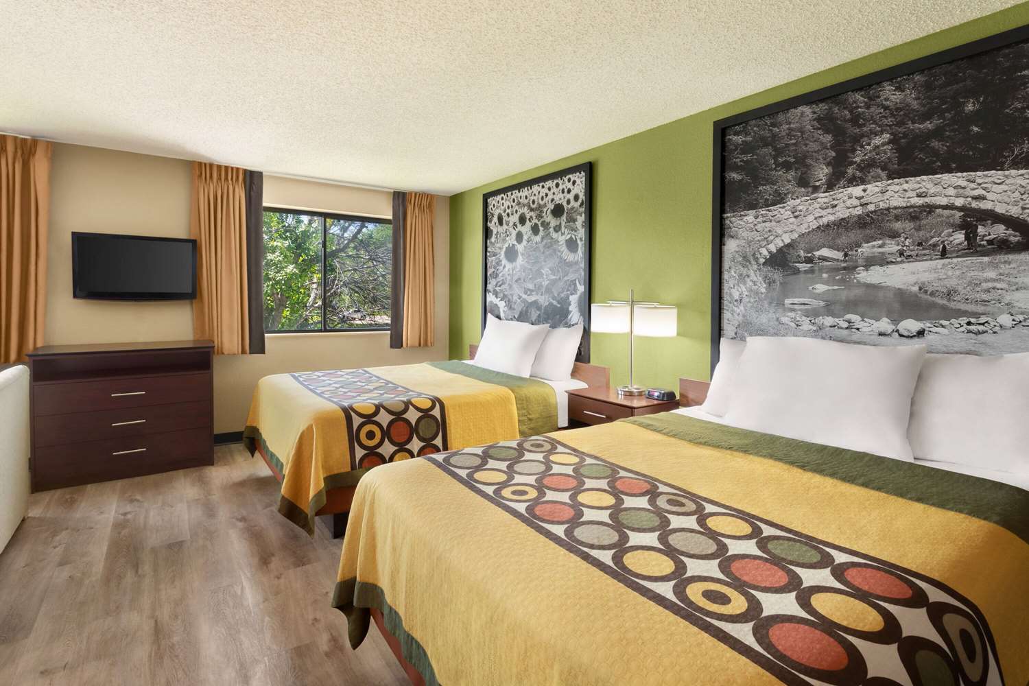 Super 8 By Wyndham Ankeny/Des Moines Area 9/21