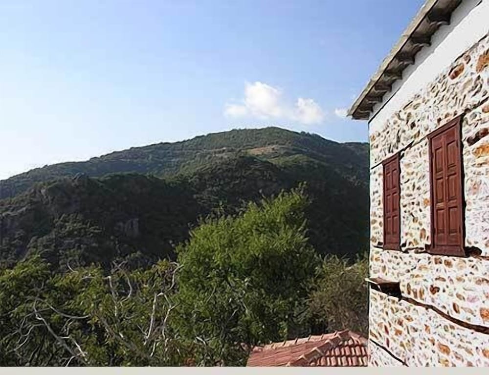 Mansion Terpou 37/46