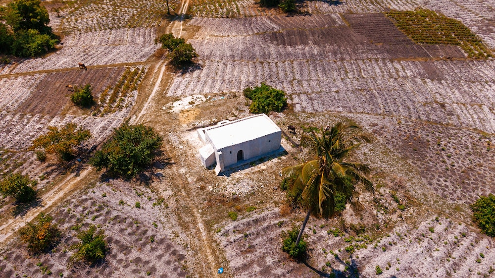 Pemba Lodge 41/50