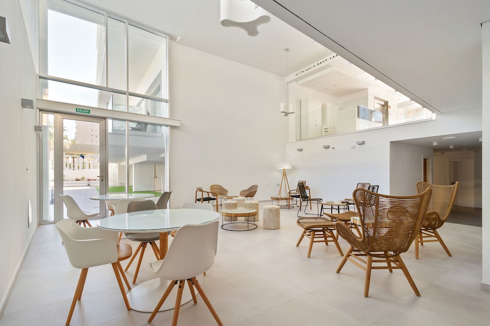 Carihuela Suites 18/31