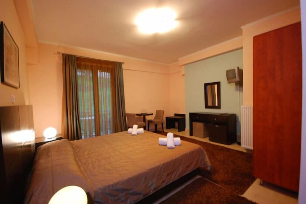Ahilion Hotel 17/37
