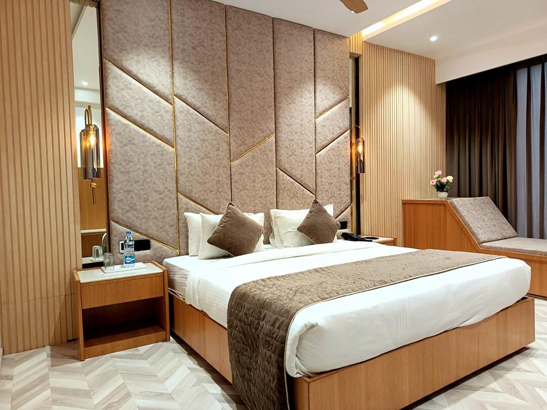 HOTEL INTERCITY INTERNATIONAL 9/20