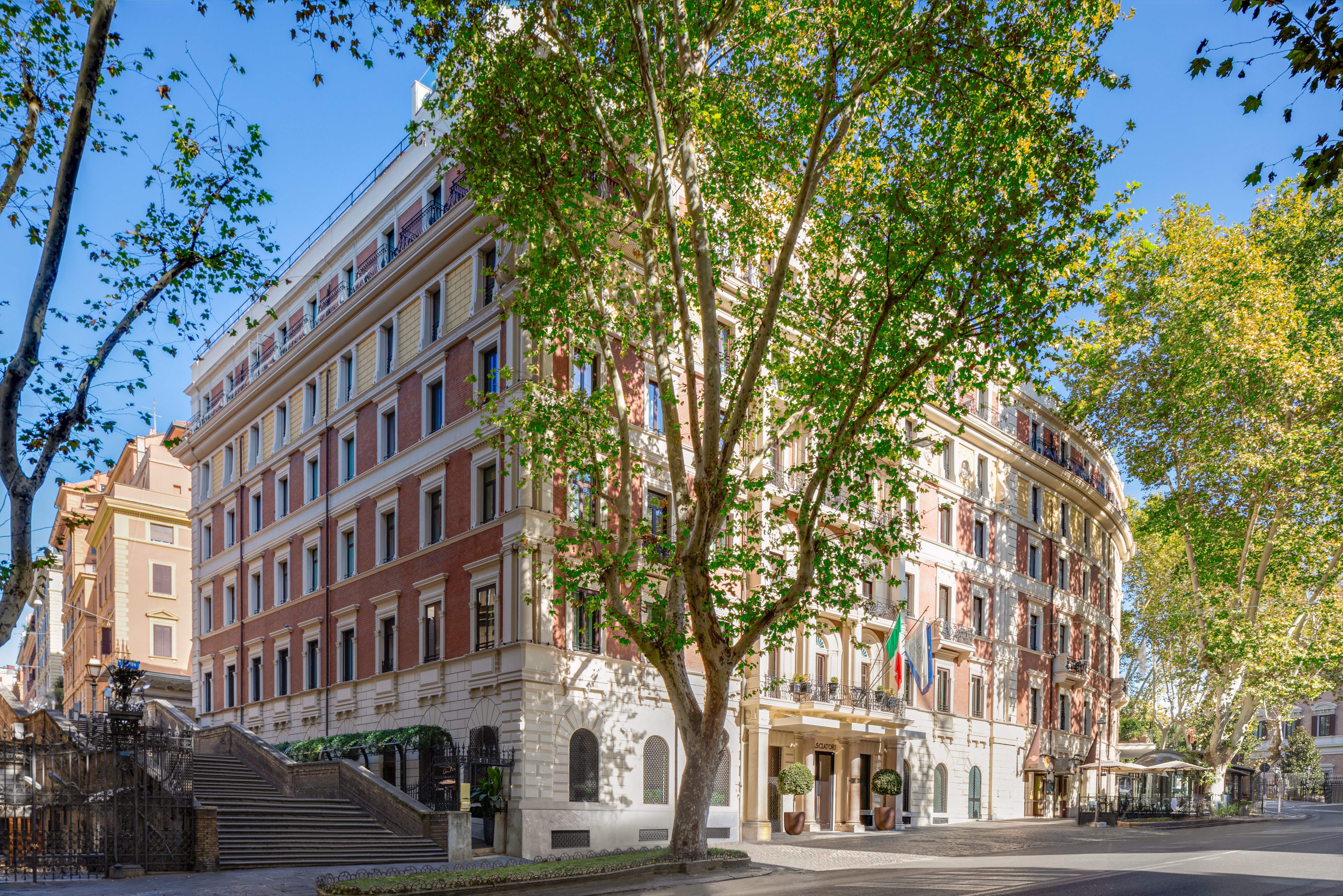 Intercontinental Hotels Rome Ambasciatori Palace 5/48