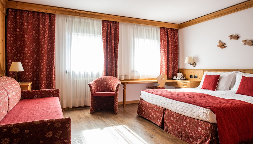 Hotel Antares 27/70