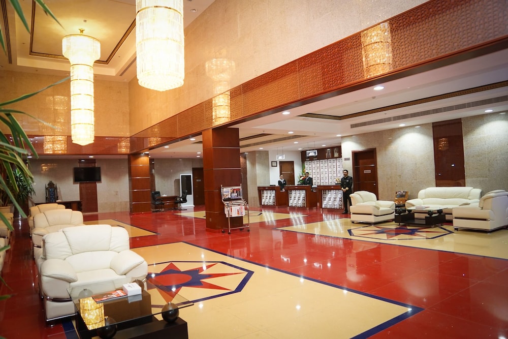 Arman Hotel 8/50