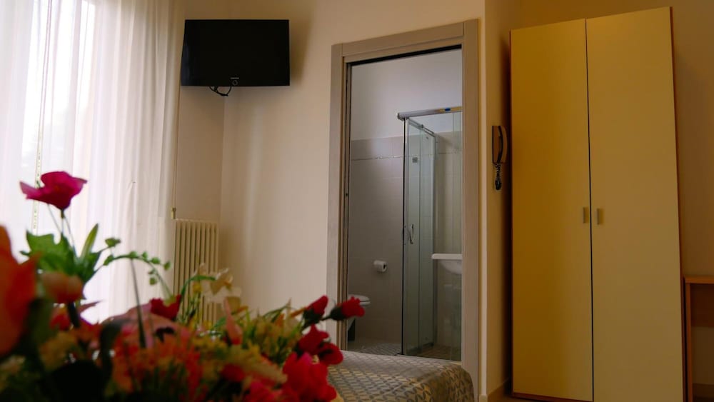 HOTEL FRIDA 36/50