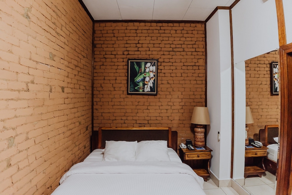 SUPERIOR, DOUBLE BED
