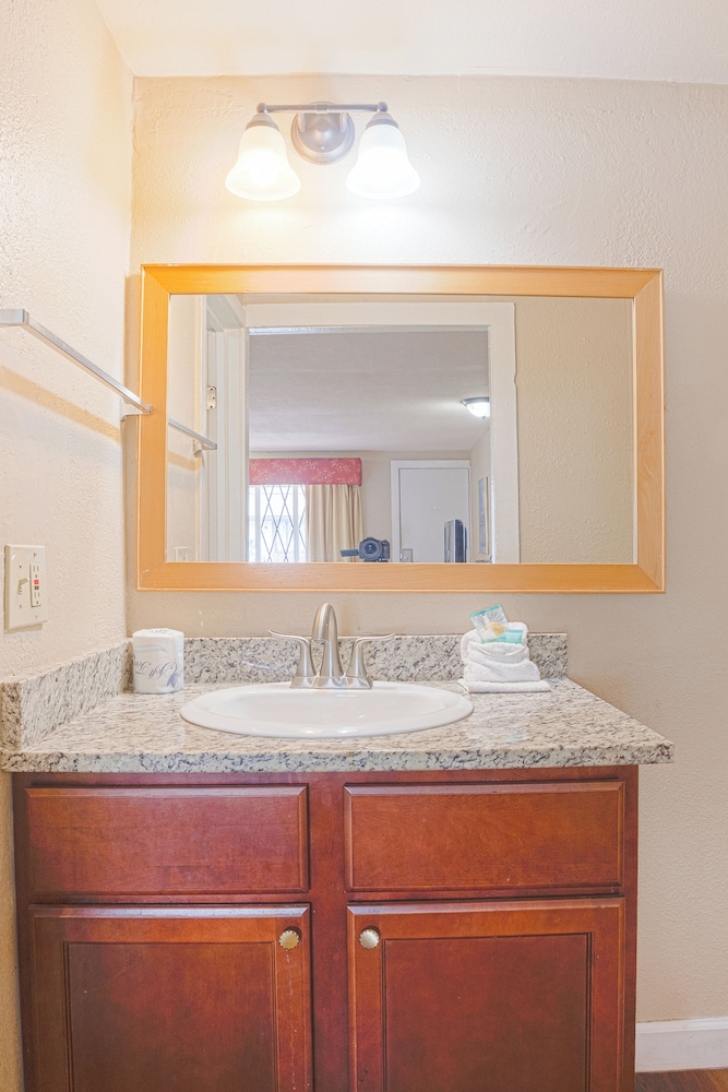 Liberty Garden Inn By Oyo Kissimmee Near Disney World 10/49