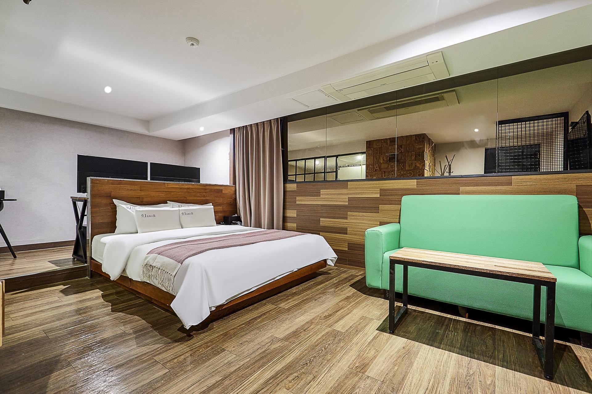 Jani B Hotel 29/56