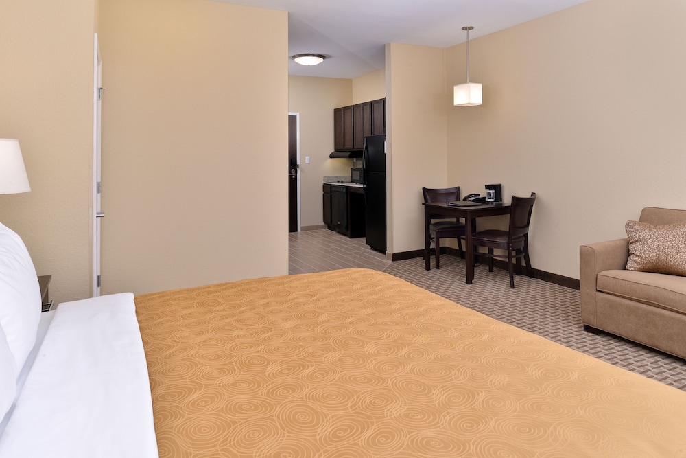 Mainstay Suites Meridian 10/43
