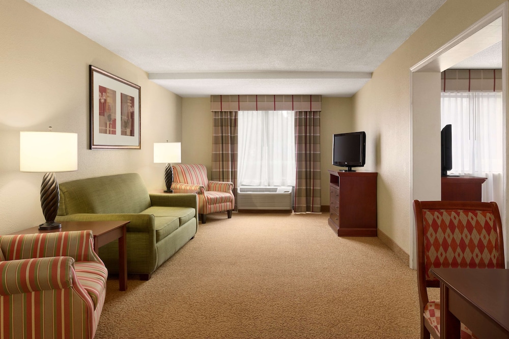 Country Inn and Suites By Radisson Atlanta Airport South GA 11/43