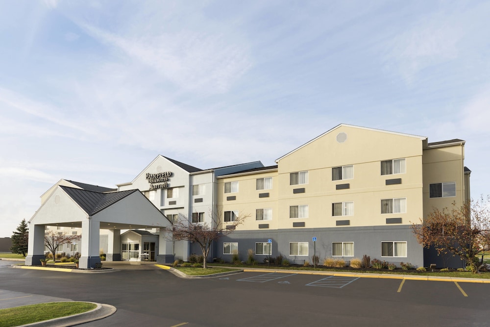 Fairfield Inn & Suites Saginaw 2/45