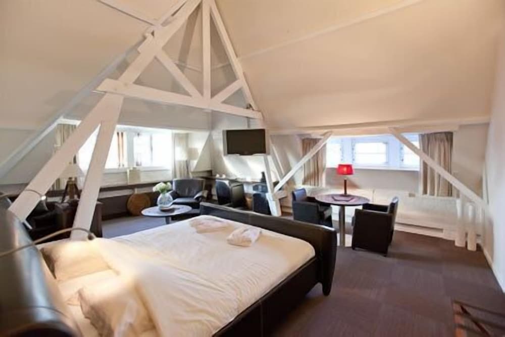 Hotel Orion 4/50