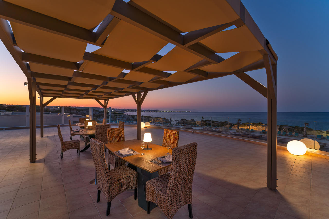 Kresten Royal Euphoria Resort 78/103