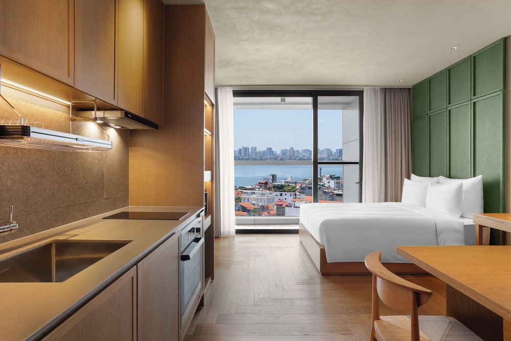 L7 WEST LAKE HANOI by LOTTE L7 RESIDENCES 20/66