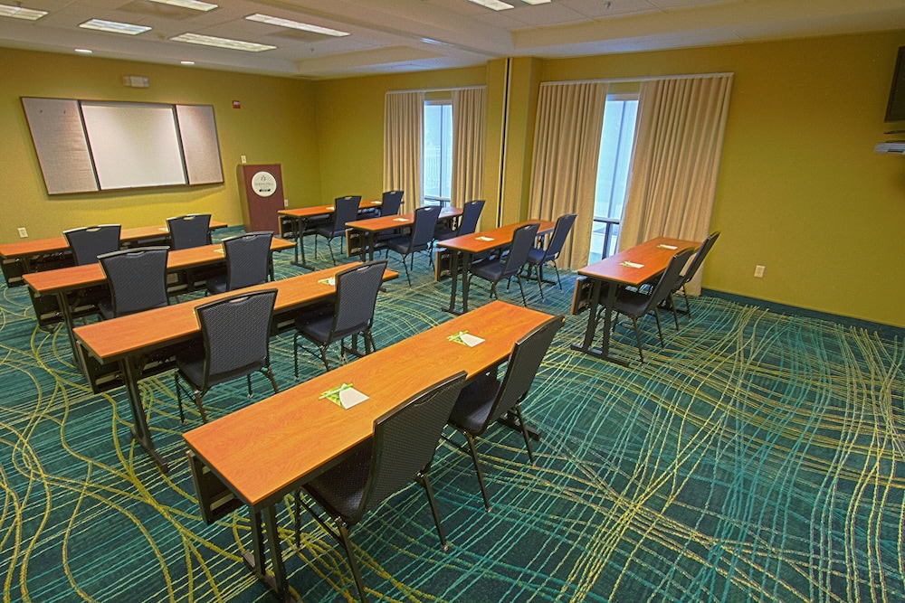 Springhill Suites by Marriott Hershey Near the Park 14/17
