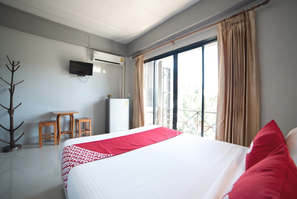 OYO 465 Krung Kao Traveller Lodge 13/37