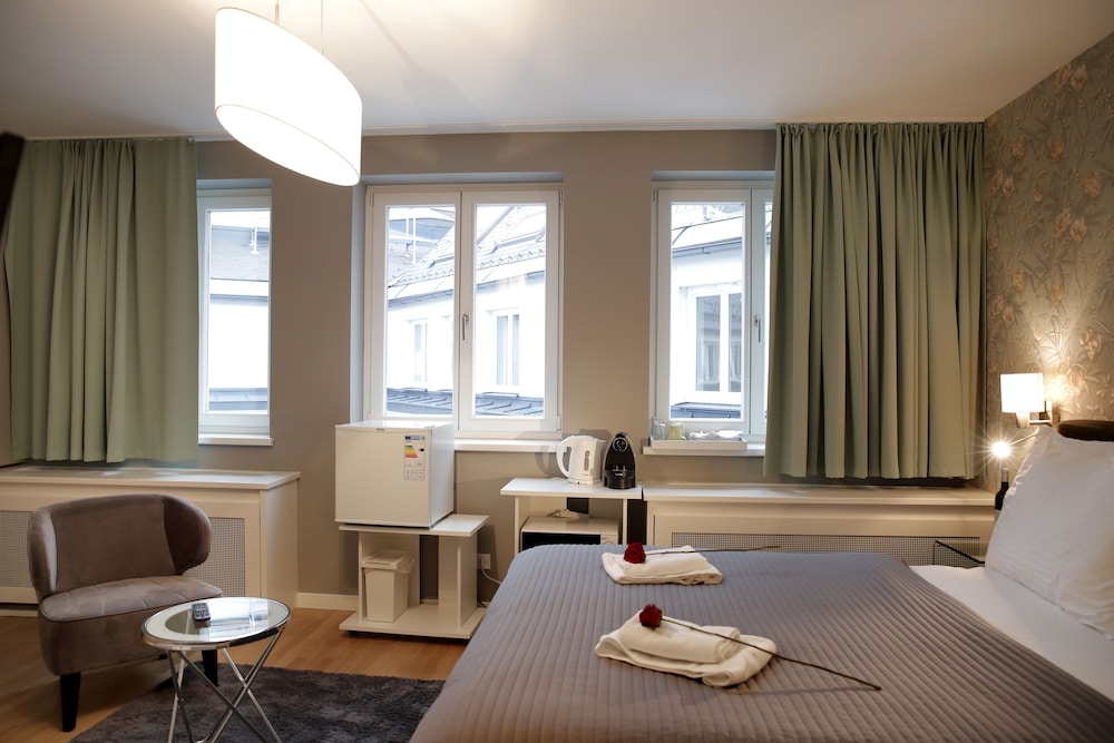 Kimi Apartments 34/50