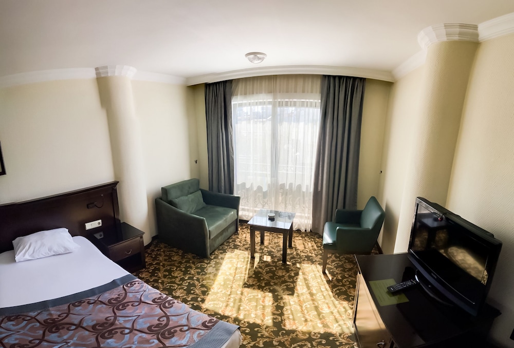 Omur Hotel 28/50