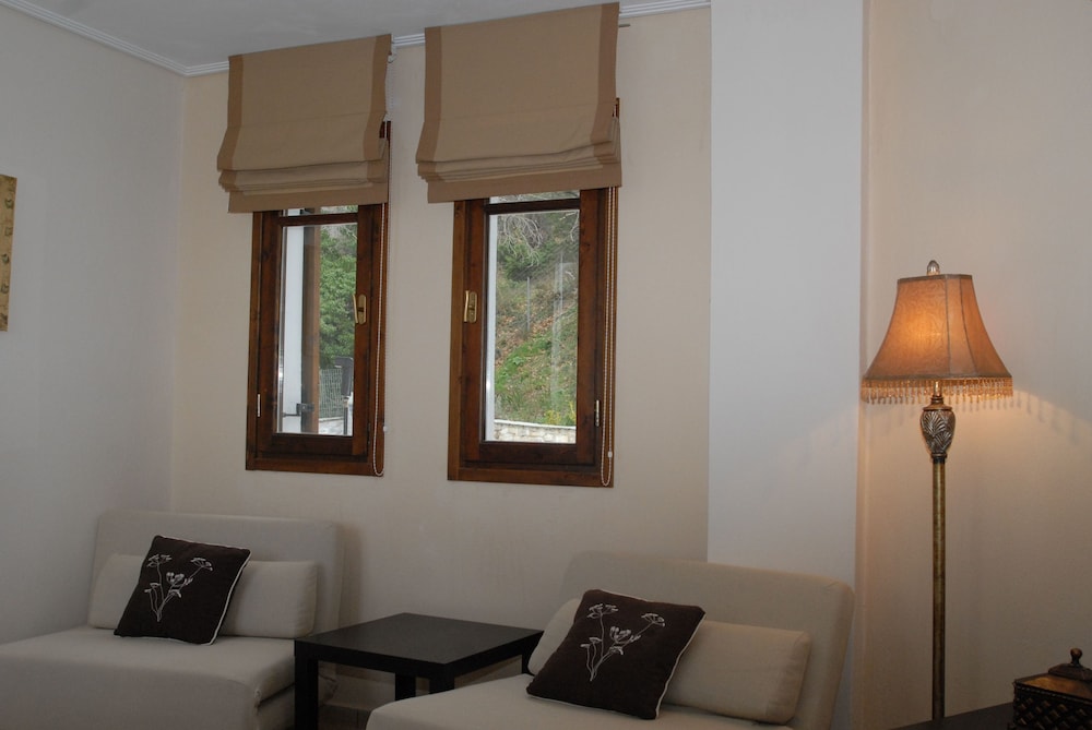 Pelion Resort 48/78